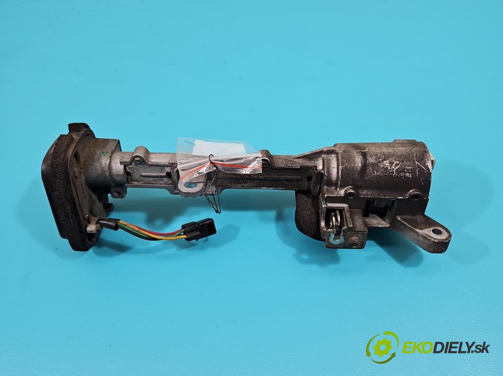 Suzuki Burgman 400 2007-2009  automatic 25 kW 400 cm3 2- Spínačka  (Spínacie skrinky a kľúče)