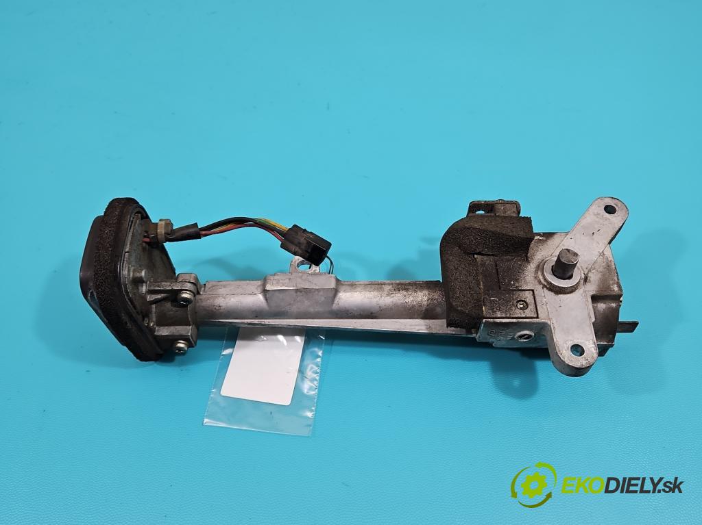 Suzuki Burgman 400 2007-2009  automatic 25 kW 400 cm3 2- Spínačka  (Spínacie skrinky a kľúče)