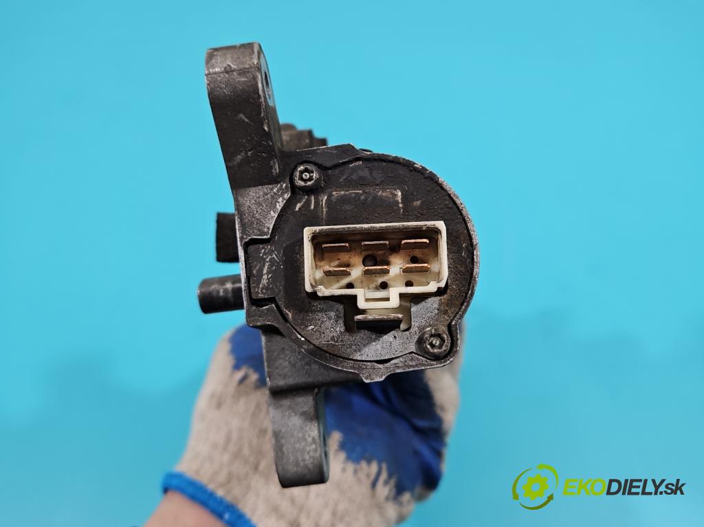 Suzuki Burgman 400 2007-2009  automatic 25 kW 400 cm3 2- Spínačka  (Spínacie skrinky a kľúče)