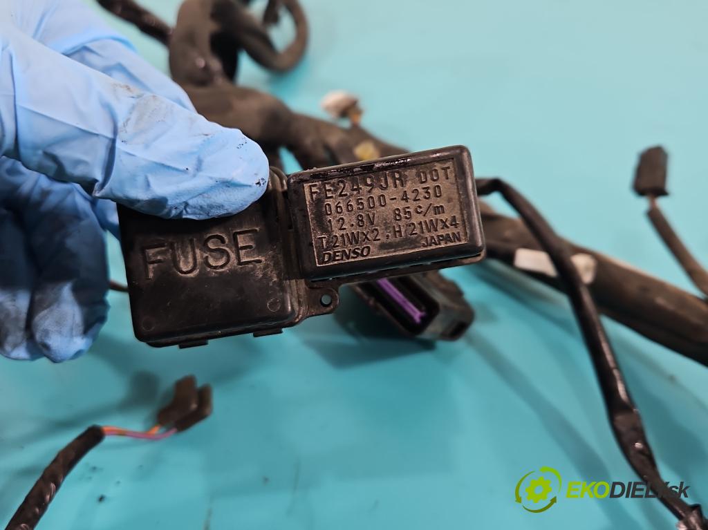 Suzuki Burgman 400 2007-2009  automatic 25 kW 400 cm3 2- Zväzok: ostatné 066500-4230