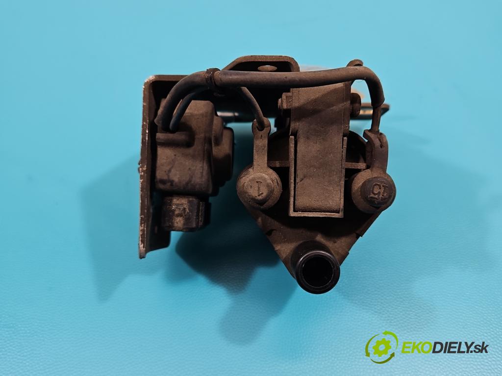 Audi 80 B4 1991-1994 2.0 90 HP manual 66 kW 1984 cm3 4- cievka zapaľovacia  (Zapaľovacie cievky, moduly)