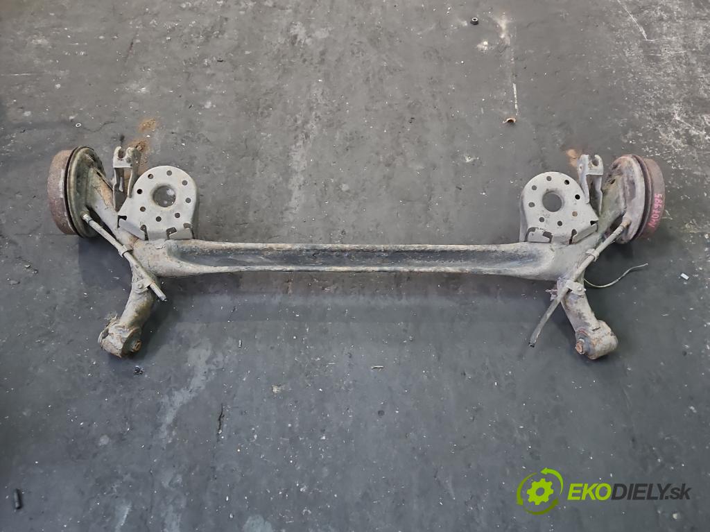 Toyota Yaris II 2005-2011 1.3 vvti (2 87 hp manual 64 kW 1298 cm3 3- zadní výztuha  (Výztuhy zadní)