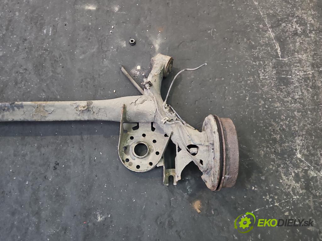 Toyota Yaris II 2005-2011 1.3 vvti (2 87 hp manual 64 kW 1298 cm3 3- zadní výztuha  (Výztuhy zadní)