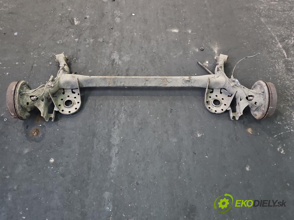 Toyota Yaris II 2005-2011 1.3 vvti (2 87 hp manual 64 kW 1298 cm3 3- zadní výztuha  (Výztuhy zadní)