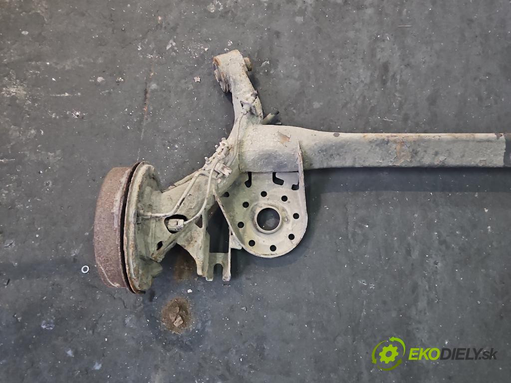 Toyota Yaris II 2005-2011 1.3 vvti (2 87 hp manual 64 kW 1298 cm3 3- zadní výztuha  (Výztuhy zadní)