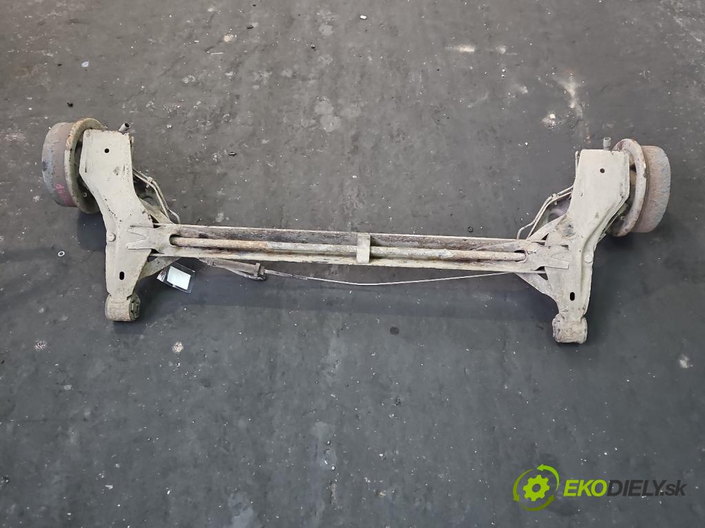 Opel Corsa C 2000-2006 1.7 dti 65 hp manual 48 kW 1686 cm3 3- zadní výztuha  (Výztuhy zadní)