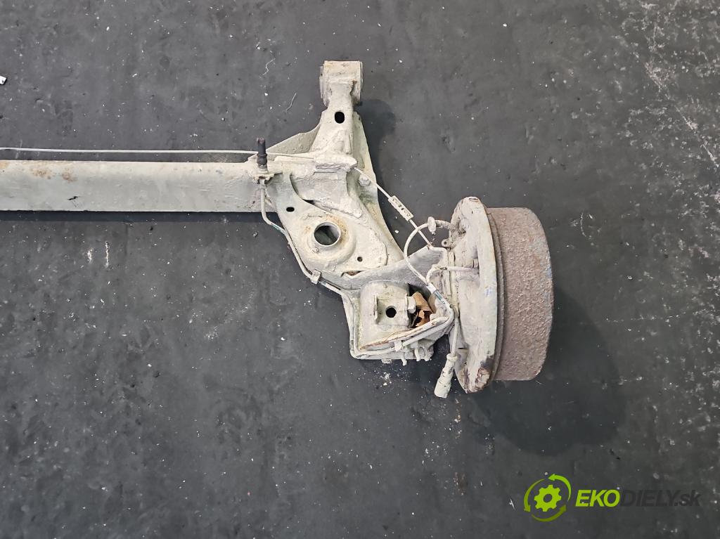 Opel Corsa C 2000-2006 1.7 dti 65 hp manual 48 kW 1686 cm3 3- zadní výztuha  (Výztuhy zadní)