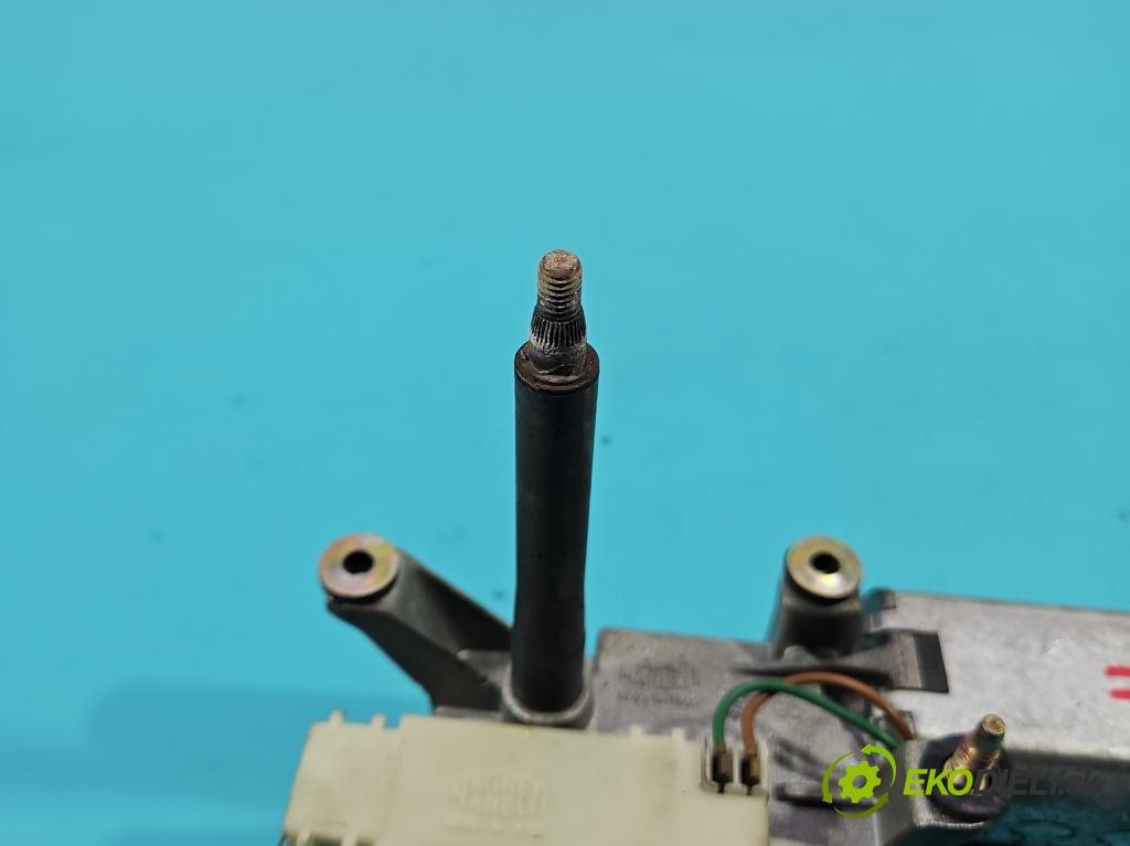 Fiat Seicento 0.9 39 HP manual 29 kW 899 cm3 3- motor stieračov zadné