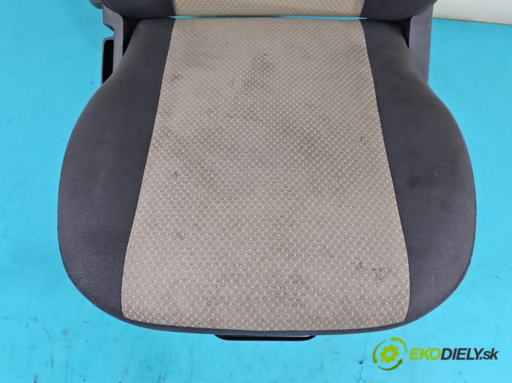 Fiat Panda II 2003-2012 1.1 54 HP manual 40 kW 1108 cm3 5- Sedačka ľavý  (Sedačky, sedadlá)