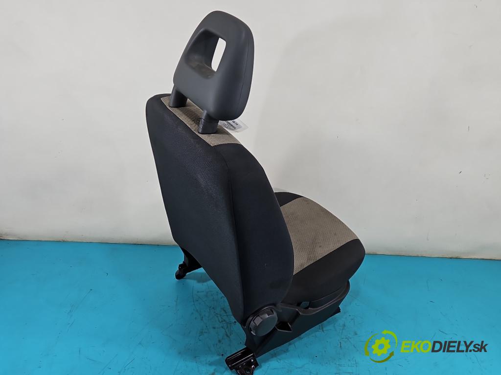 Fiat Panda II 2003-2012 1.1 54 HP manual 40 kW 1108 cm3 5- Sedačka ľavý  (Sedačky, sedadlá)