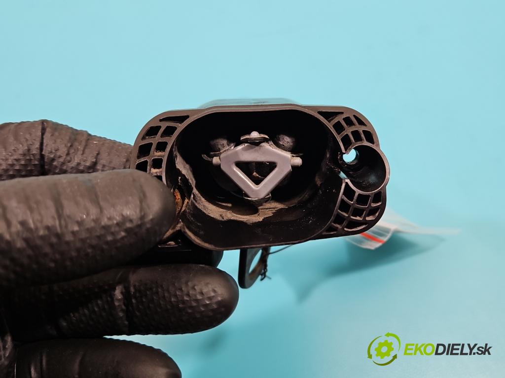 Volvo XC90 I 2002-2014 2.9 T6 272 HP automatic 200 kW 2922 cm3 5- ostrekovač reflektor: ľavý 30699229 (Motorček ostrekovačov)