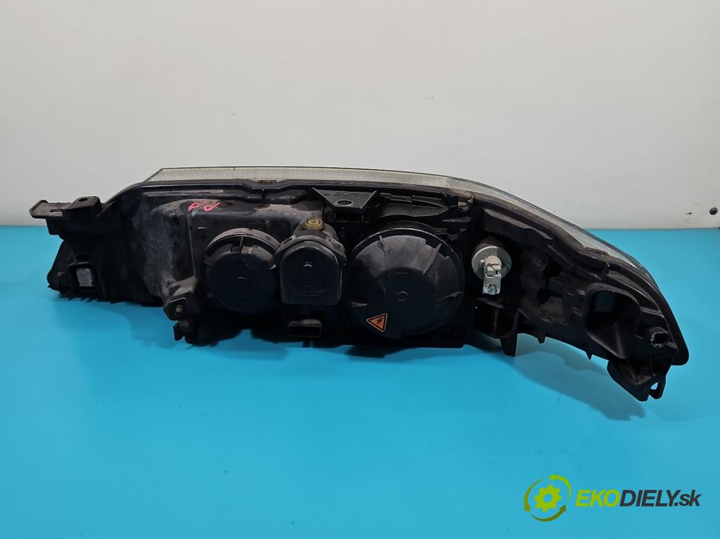 Renault Laguna II 2001-2007 1.9 dci 120 HP manual 88 kW 1870 cm3 5- Reflektor: pravý 8200163324 (Pravé)