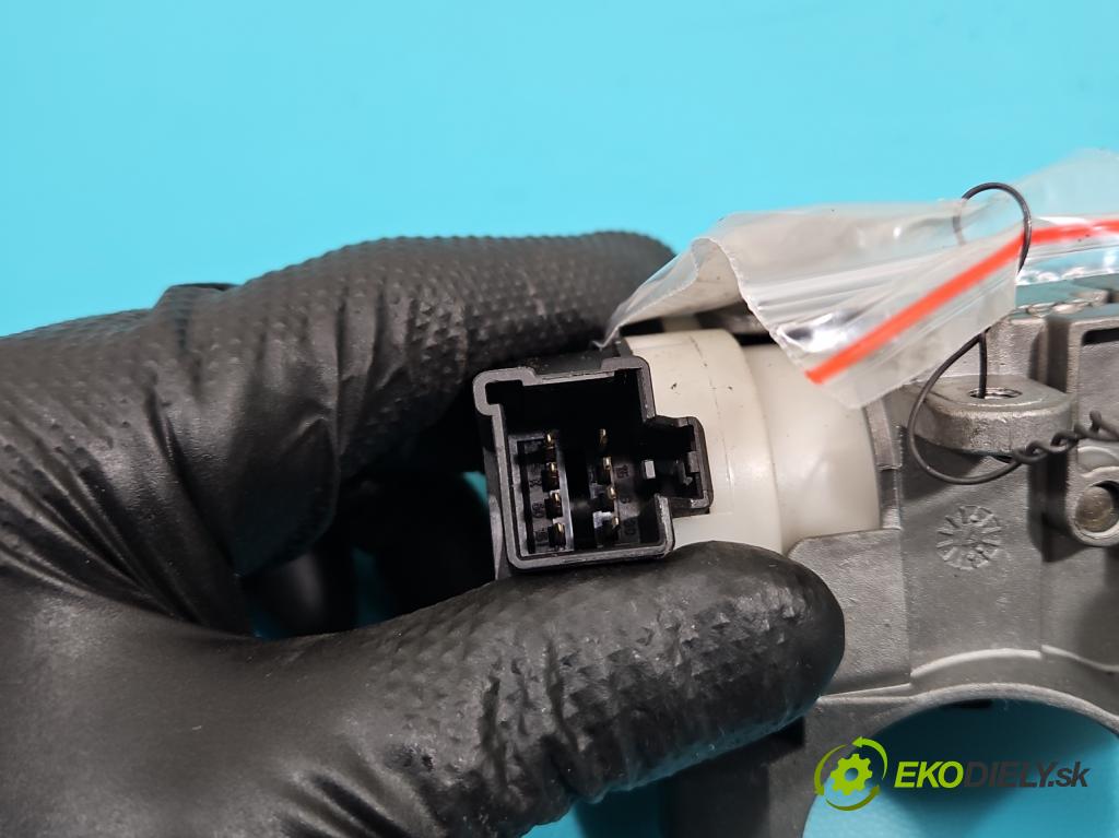 Volvo XC90 I 2002-2014 2.9 T6 272 HP automatic 200 kW 2922 cm3 5- Spínačka 8626324 (Spínacie skrinky a kľúče)