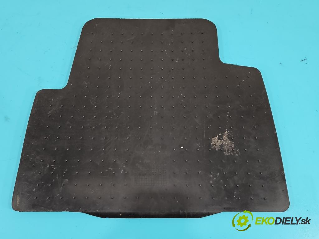 Ford Kuga Mk1 2008-2013 2.0 TDCI 140 HP automatic 103 kW 1997 cm3 5- Koberce: 8V4J-13010-FAW
