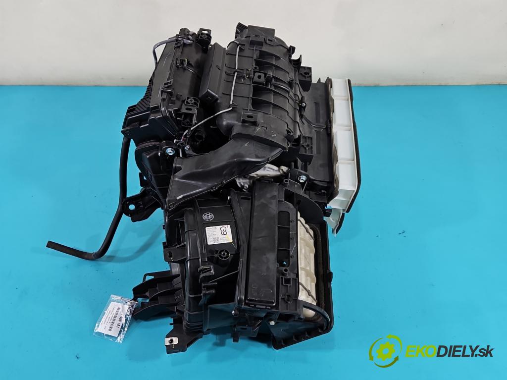Toyota Corolla E16/E18  2013-2019 1.6 16V 132  HP manual 97 kW 1598 cm3 4- radiator 87010-02C51 (Radiátor kúrenia)