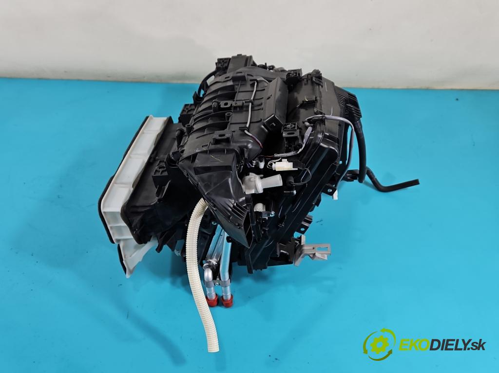 Toyota Corolla E16/E18  2013-2019 1.6 16V 132  HP manual 97 kW 1598 cm3 4- radiator 87010-02C51 (Radiátor kúrenia)