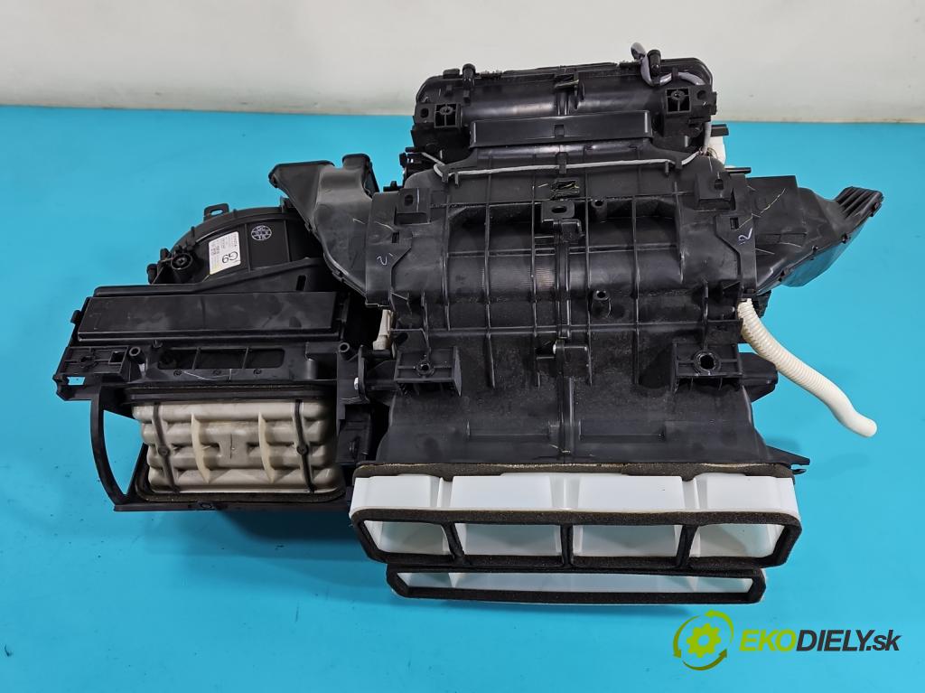 Toyota Corolla E16/E18  2013-2019 1.6 16V 132  HP manual 97 kW 1598 cm3 4- radiator 87010-02C51 (Radiátor kúrenia)