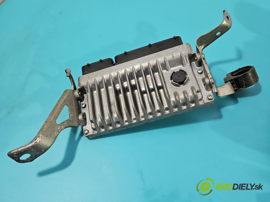 Toyota Corolla E16/E18  2013-2019 1.6 16V 132  HP manual 97 kW 1598 cm3 4- riadiaca jednotka motora 89661-0Z840