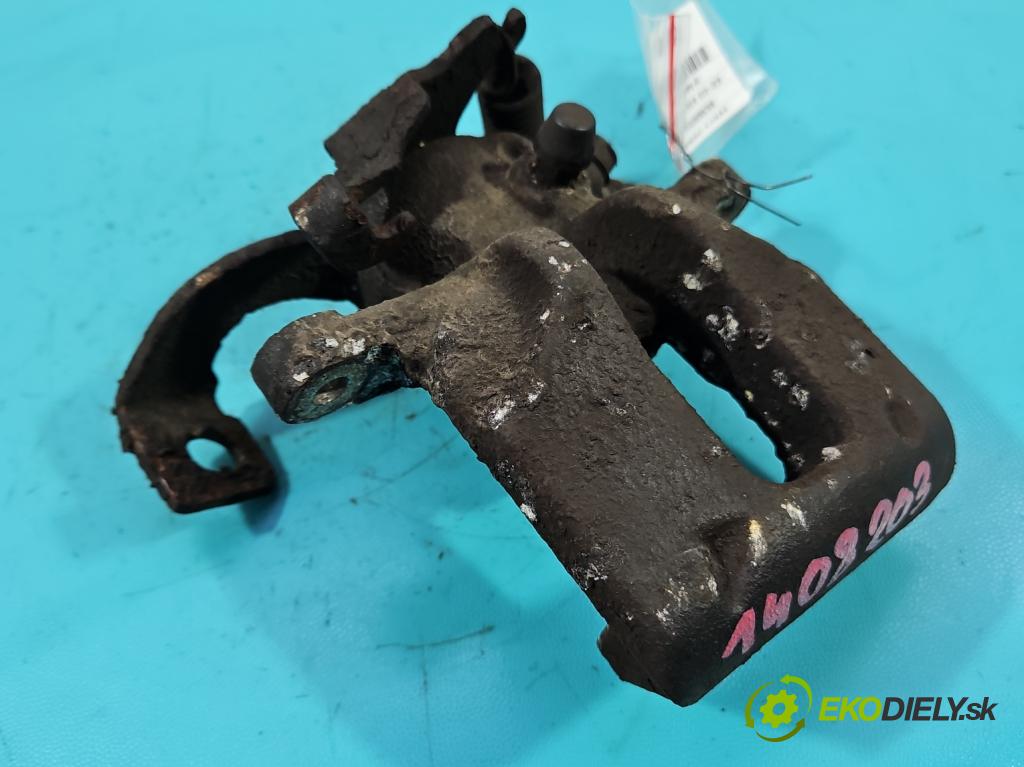 Toyota Corolla E16/E18 2013-2019 1.6 16V 132 HP manual 97 kW 1598 cm3 4- brzdič zadné pravý (Ostatné)