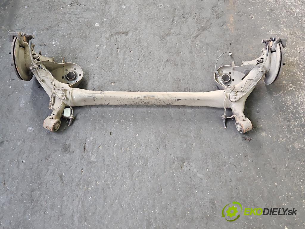 Toyota Corolla E16/E18  2013-2019 1.6 16V 132 hp manual 97 kW 1598 cm3 4- zadní výztuha  (Výztuhy zadní)