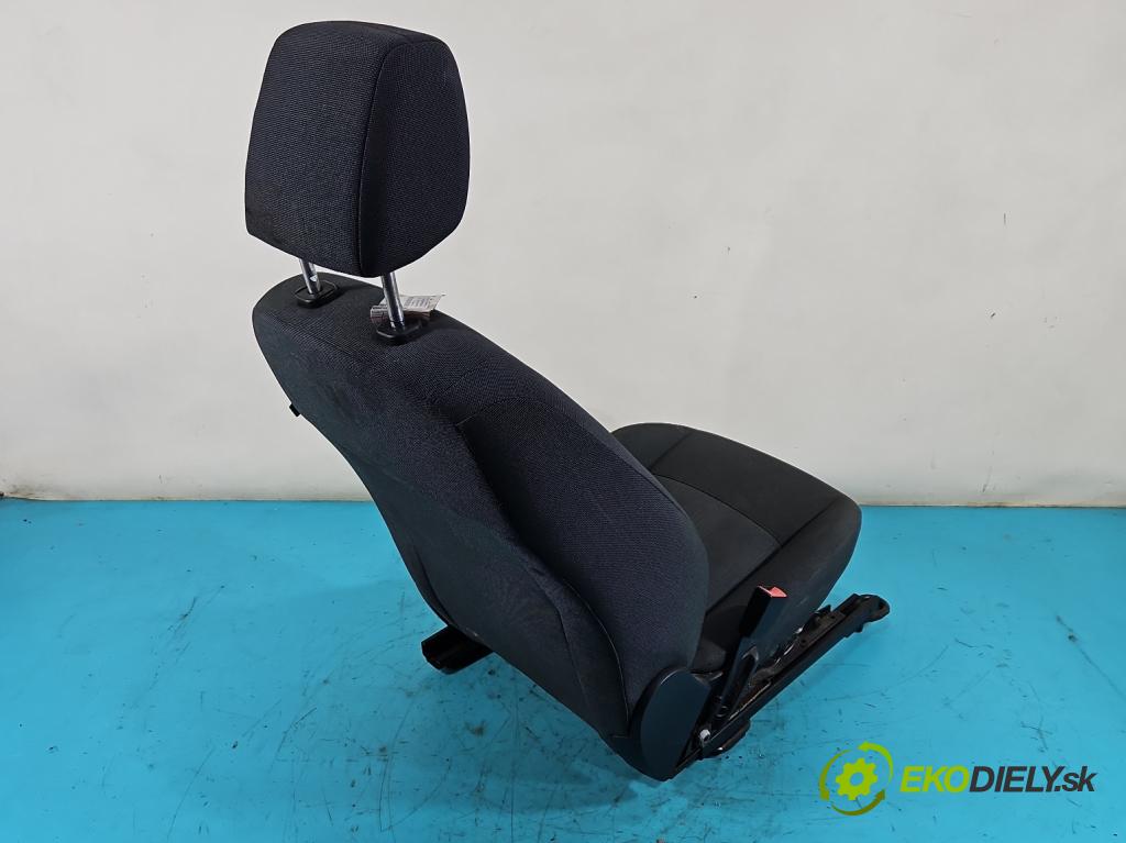 Ford Fiesta Mk7 2008-2017 1.2 16V 82 HP manual 60 kW 1242 cm3 5- Sedačka ľavý  (Sedačky, sedadlá)