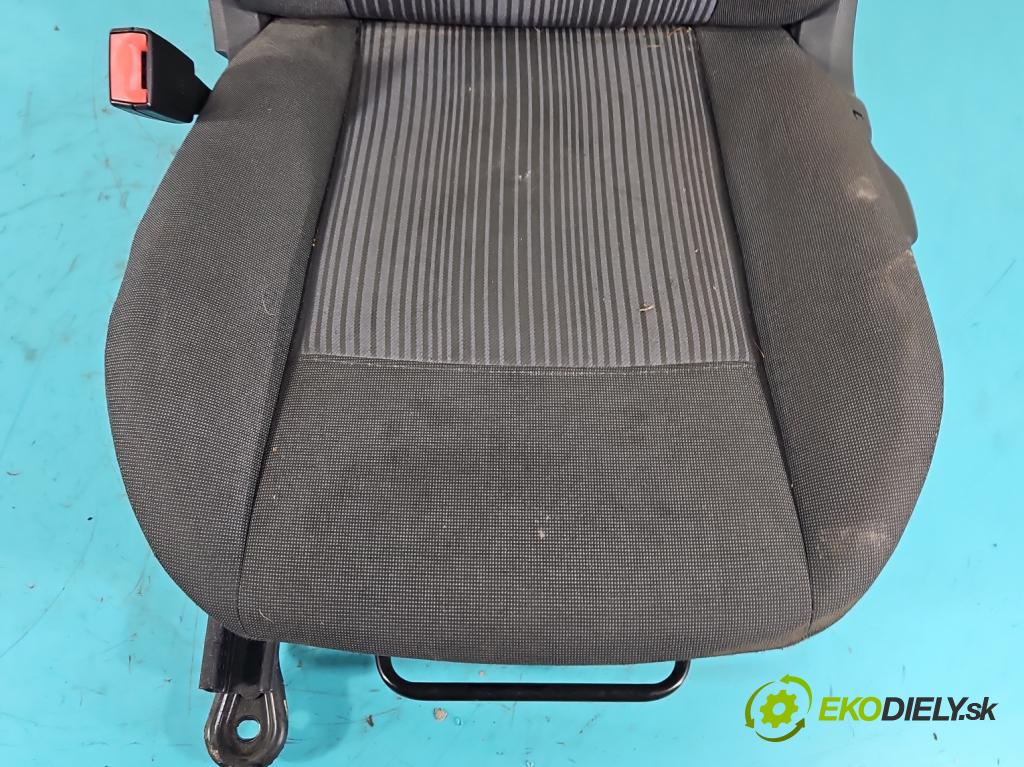 Ford Fiesta Mk7 2008-2017 1.2 16V 82 HP manual 60 kW 1242 cm3 5- Sedačka ľavý  (Sedačky, sedadlá)