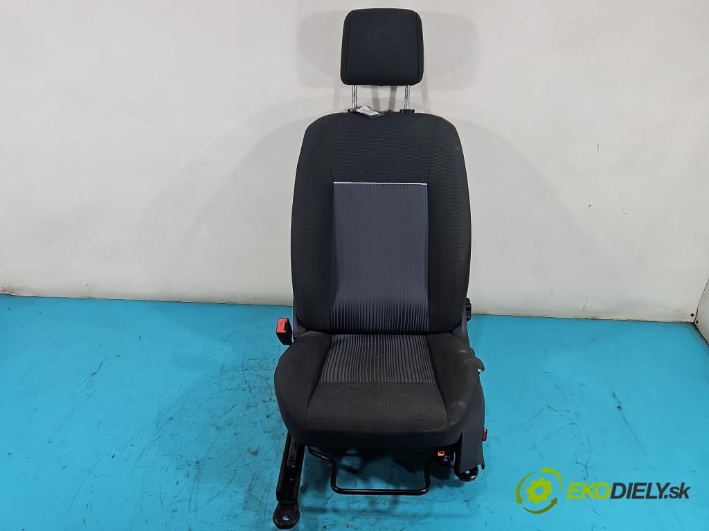 Ford Fiesta Mk7 2008-2017 1.2 16V 82 HP manual 60 kW 1242 cm3 5- Sedačka ľavý  (Sedačky, sedadlá)
