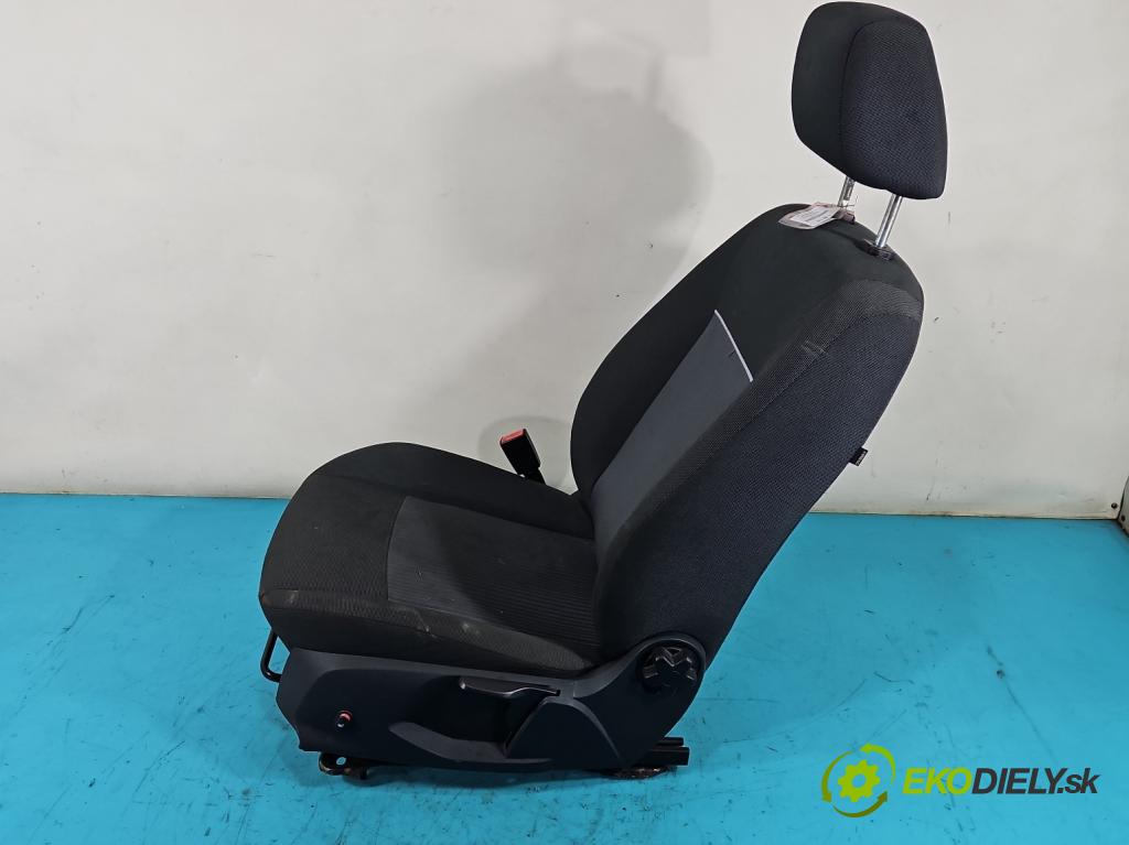 Ford Fiesta Mk7 2008-2017 1.2 16V 82 HP manual 60 kW 1242 cm3 5- Sedačka ľavý  (Sedačky, sedadlá)