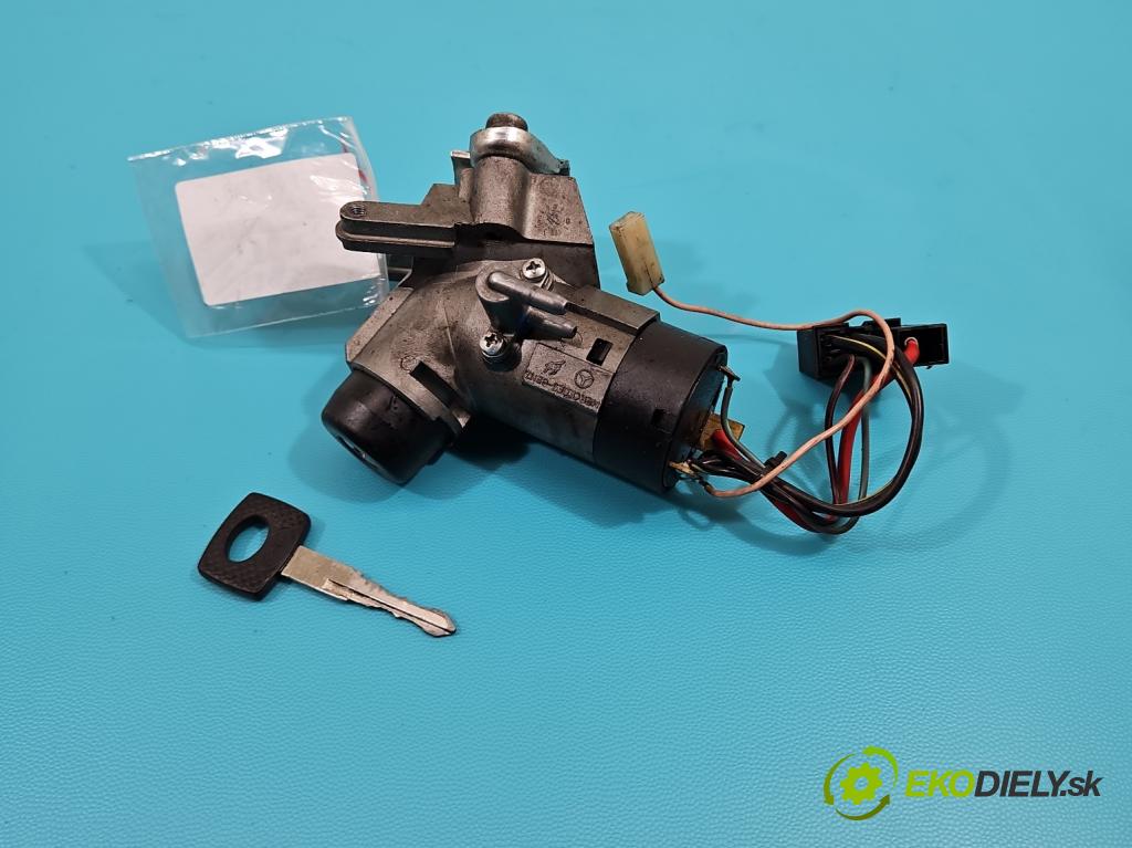 Mercedes Vito W638 1996-2003 2.3 td 98 HP manual 72 kW 2299 cm3 5- Spínačka  (Spínacie skrinky a kľúče)