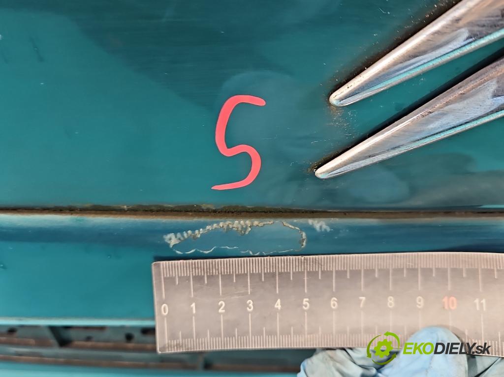 Citroen C5 I 2001-2008 2.0 16V 140 hp manual 103 kW 1997 cm3 5- zadní kufrové dveře  (Zadní kapoty)