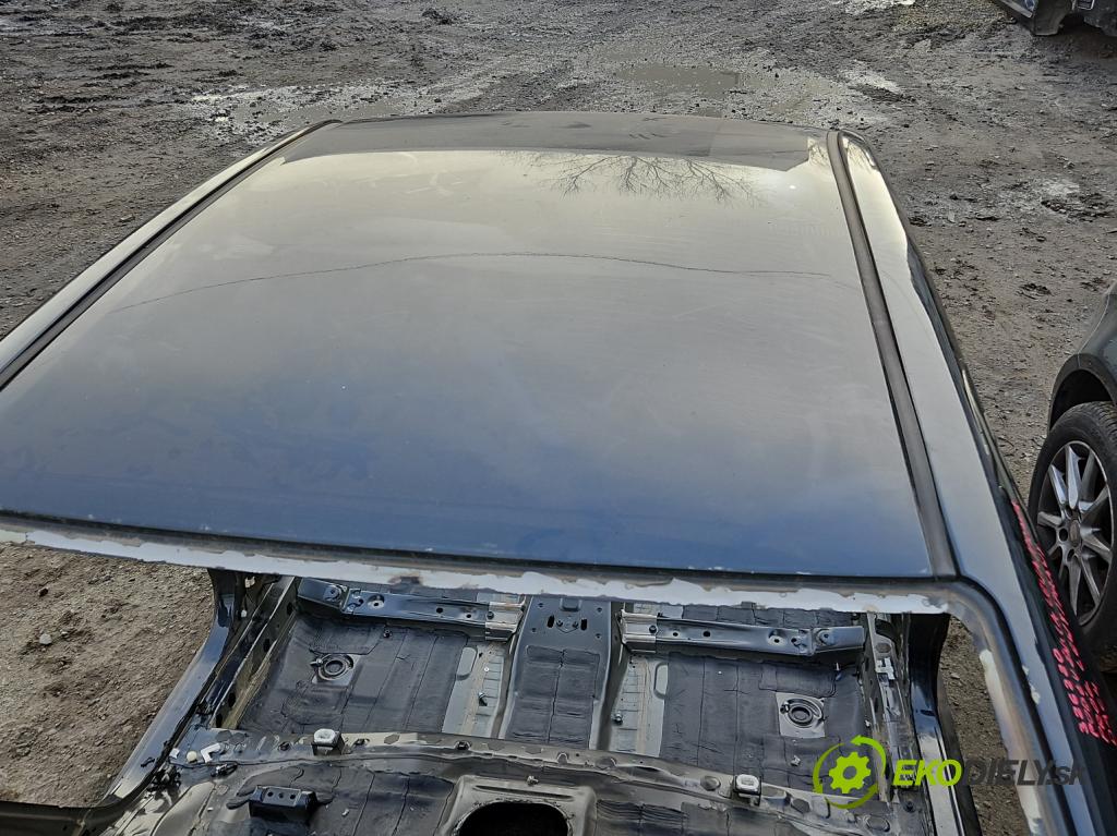 Toyota Corolla E16/E18  2013-2019 1.6 16V 132 hp manual 97 kW 1598 cm3 4- Strecha: