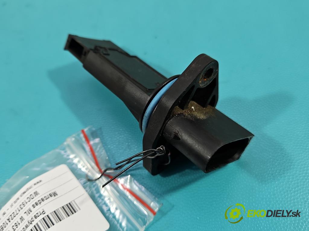 Mercedes ML W163 1997-2005 4.3 V8 272 HP automatic 200 kW 4266 cm3 5- průtokoměr: 131219700 (Váhy vzduchu)