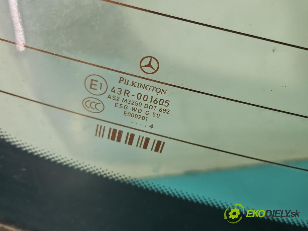 Mercedes CLS II C218 2010-2018 4.7 V8 (278922) automatic 315 kW 4664 cm3 4- sklo zadní  (Okna zadní)