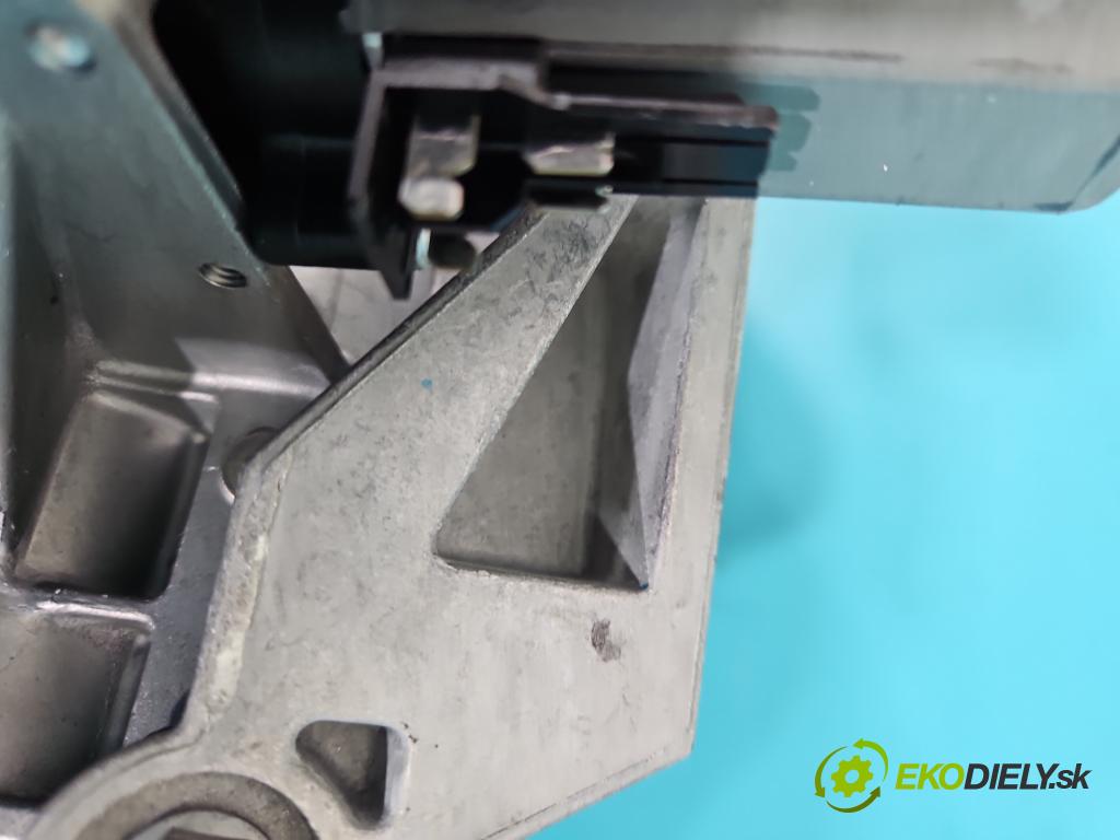 Mercedes CLS II C218 2010-2018 4.7 V8 (278922) automatic 315 kW 4664 cm3 4- Stĺpik volant 204462206 (Tyč riadenia (volantu))