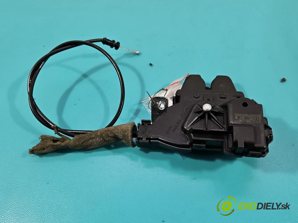Mercedes CLS II C218 2010-2018 4.7 V8 (278922) automatic 315 kW 4664 cm3 4- zámek kufrových dveří zadní A2047500485