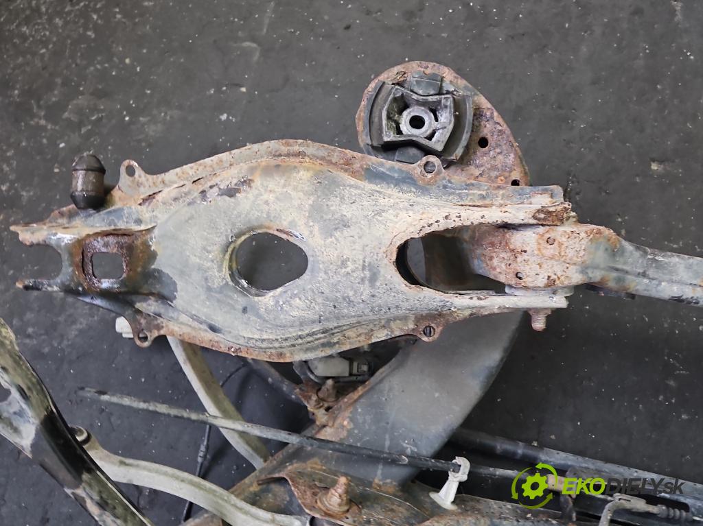 Mercedes CLS II C218 2010-2018 4.7 V8 (278922) automatic 315 kW 4664 cm3 4- zadní výztuha  (Výztuhy zadní)