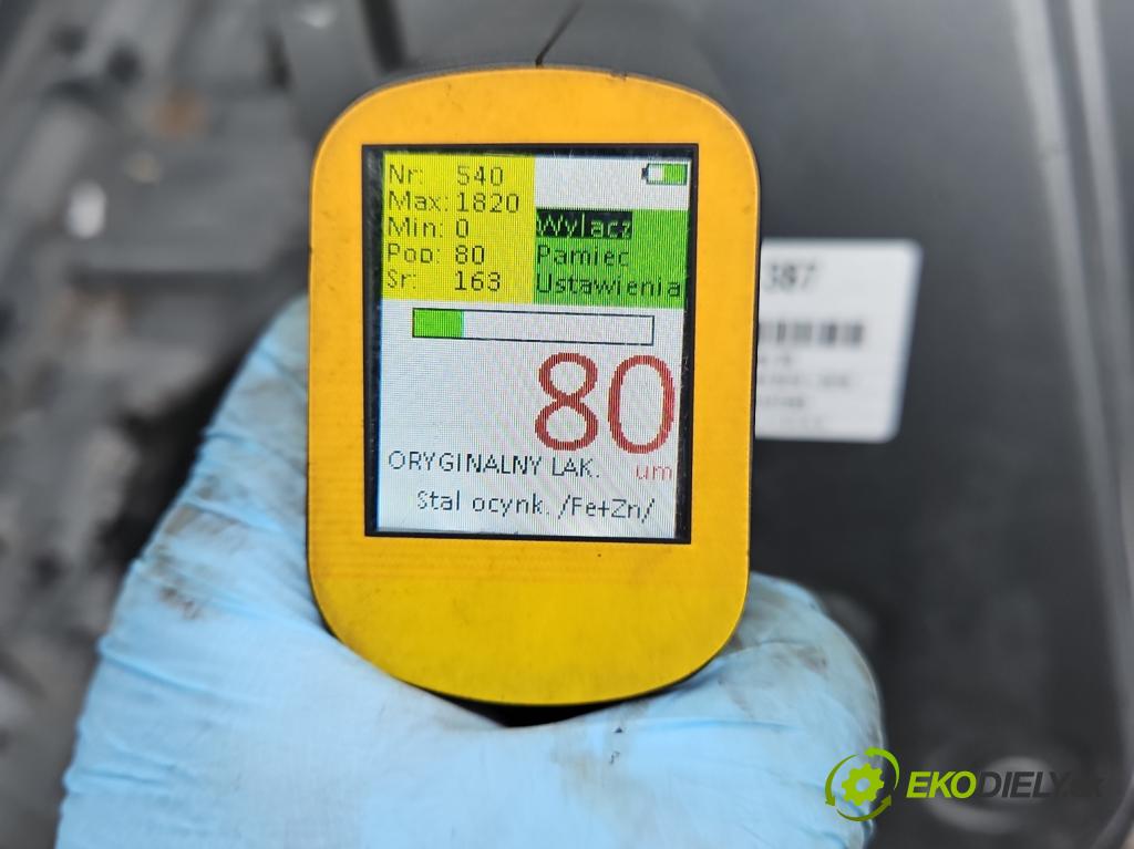 Mercedes CLS II C218 2010-2018 4.7 V8 (278922) automatic 315 kW 4664 cm3 4- práh pravý  (Ostatní)