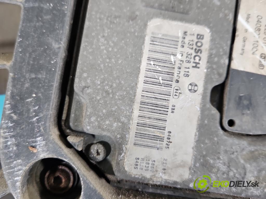 Volvo XC90 I 2002-2014 2.9 T6 272 HP automatic 200 kW 2922 cm3 5- Ventilátor chladiča 0130706803