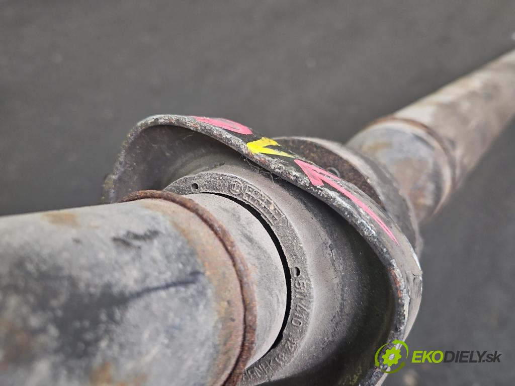 Volvo XC90 I 2002-2014 2.9 T6 272 HP automatic 200 kW 2922 cm3 5- Hřídel: zadné  (Kardaňový hriadeľ)