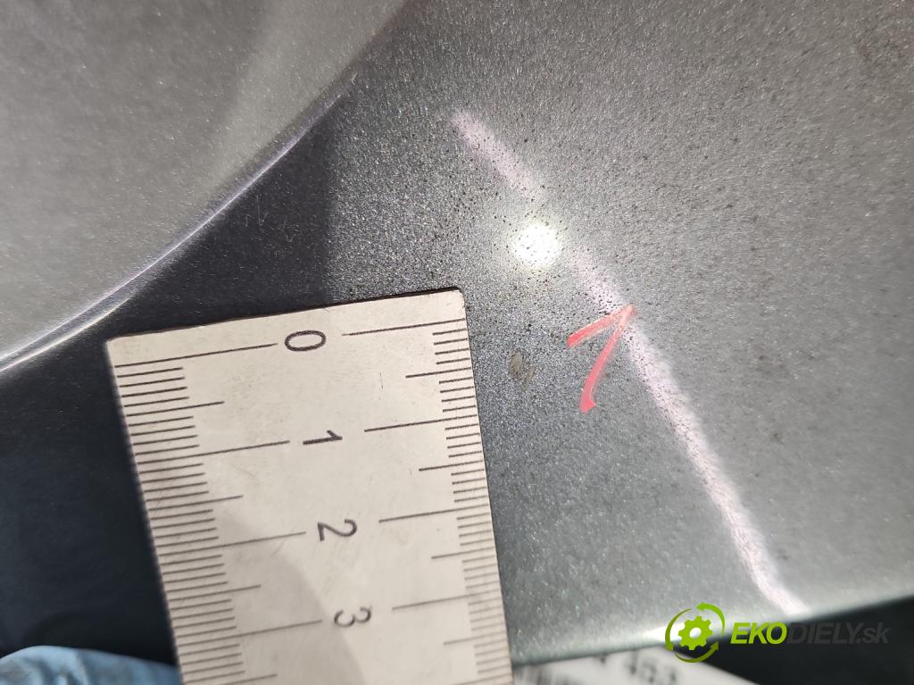 Volvo XC90 I 2002-2014 2.9 T6 272 hp automatic 200 kW 2922 cm3 5- zadní kufrové dveře  (Zadní kapoty)