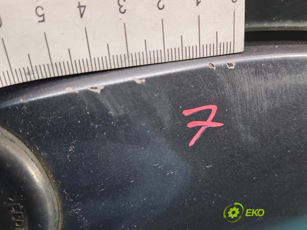 Volvo XC90 I 2002-2014 2.9 T6 272 hp automatic 200 kW 2922 cm3 5- zadní kufrové dveře  (Zadní kapoty)