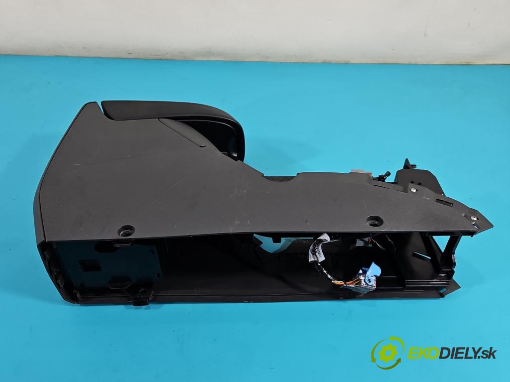 Ford Kuga Mk1 2008-2013 2.0 TDCI 140 HP automatic 103 kW 1997 cm3 5- operadlo 5WK49709 (Lakťové opierky)