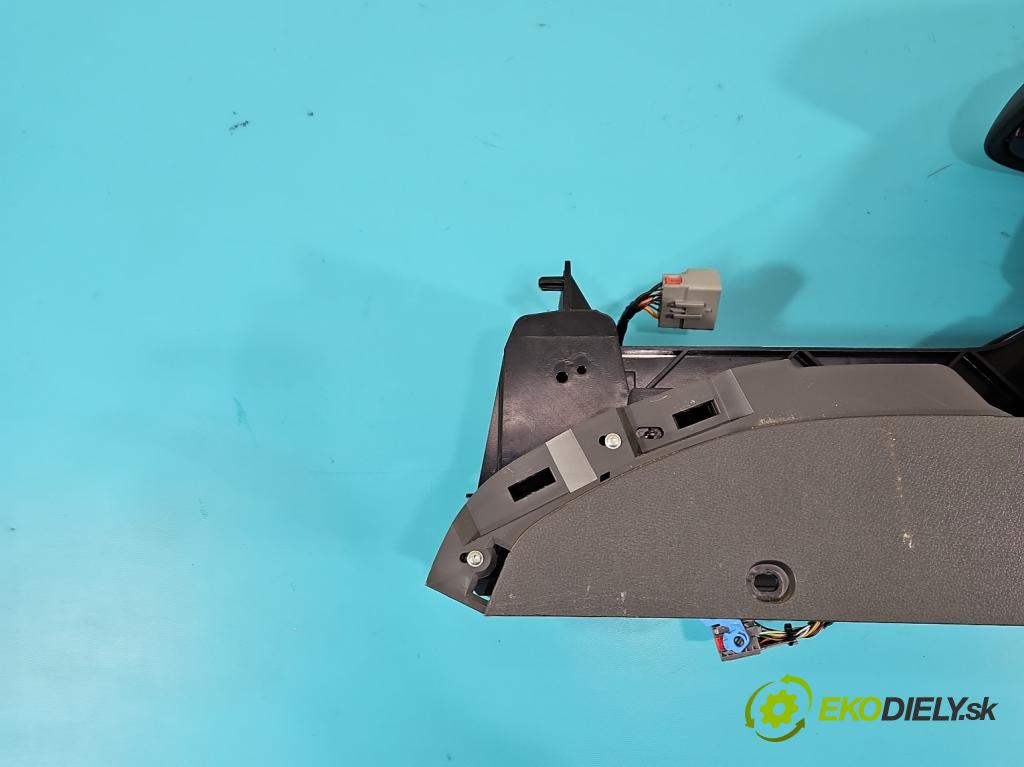 Ford Kuga Mk1 2008-2013 2.0 TDCI 140 HP automatic 103 kW 1997 cm3 5- operadlo 5WK49709 (Lakťové opierky)