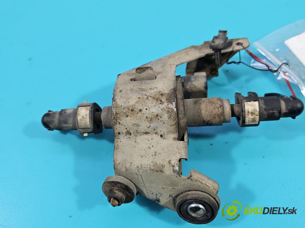 Ford Kuga Mk1 2008-2013 2.0 TDCI 140 hp automatic 103 kW 1997 cm3 5- čerpadlo paliva AV61-9A487-SU