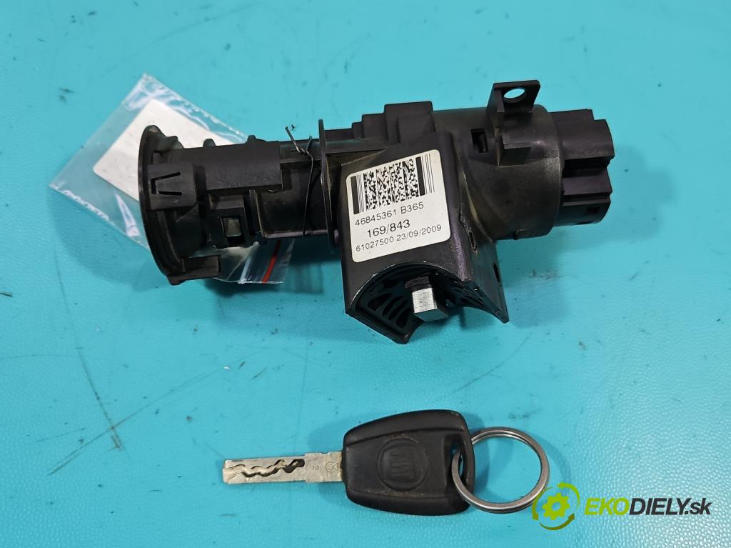 Fiat Panda II 2003-2012 1.1 54 HP manual 40 kW 1108 cm3 5- Spínačka 46845361 (Spínacie skrinky a kľúče)