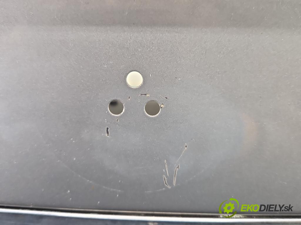 Mercedes CLS II C218 2010-2018 4.7 V8 (278922) automatic 315 kW 4664 cm3 4- zadní kufrové dveře  (Zadní kapoty)