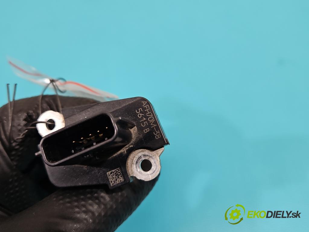 Renault Koleos I 2008-2016 2.0 dci 150 HP manual 110 kW 1995 cm3 5- průtokoměr: 2505086 (Váhy vzduchu)