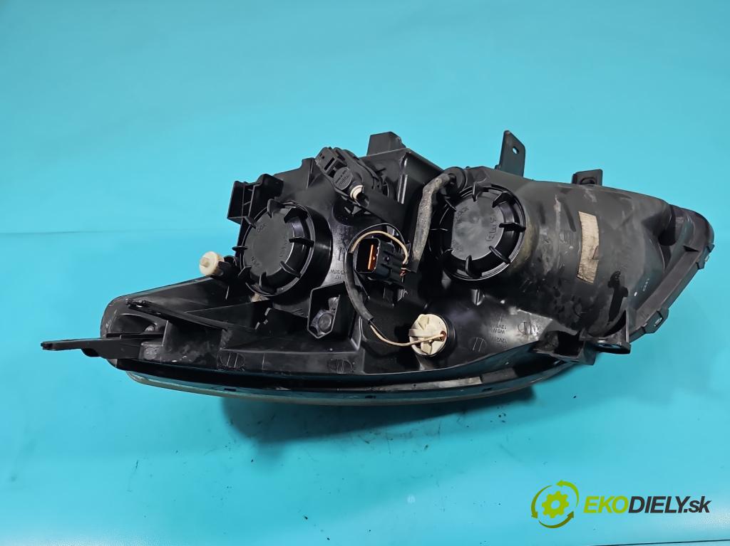 Renault Koleos I 2008-2016 2.0 dci 150 HP manual 110 kW 1995 cm3 5- Reflektor: pravý  (Pravé)