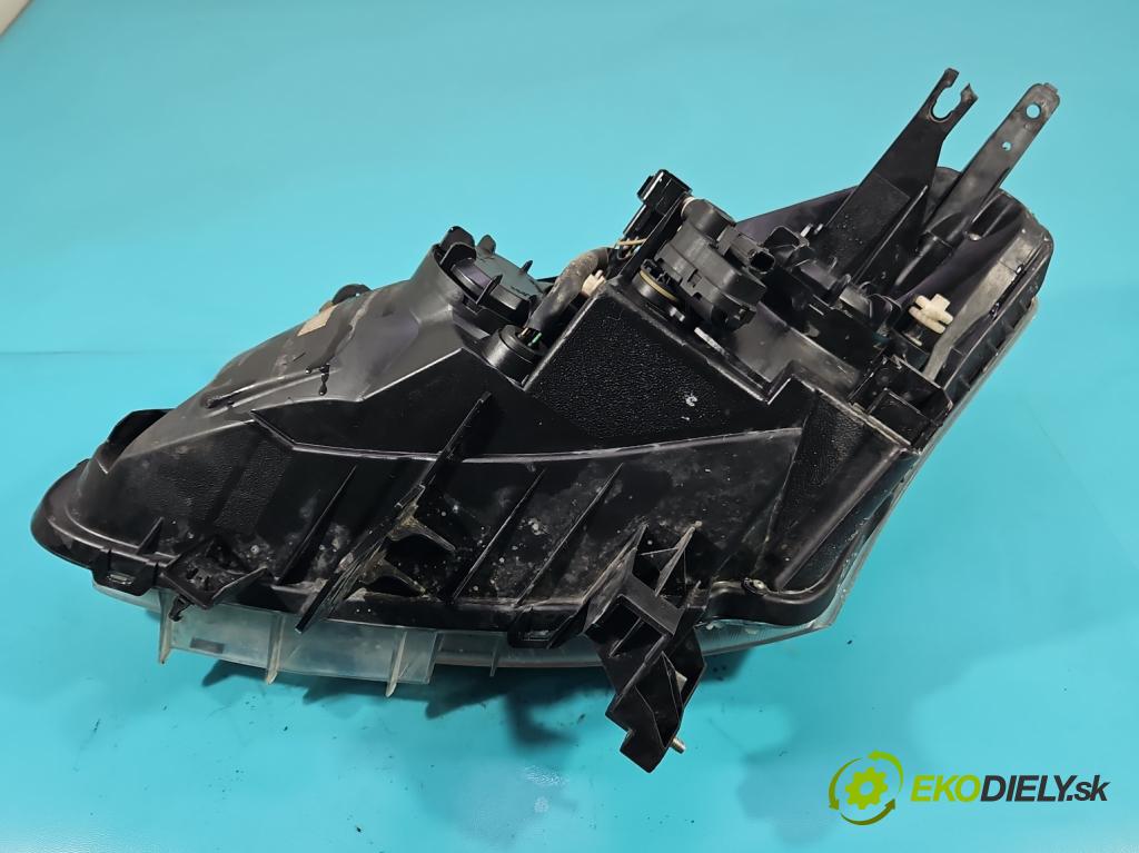 Renault Koleos I 2008-2016 2.0 dci 150 HP manual 110 kW 1995 cm3 5- Reflektor: pravý  (Pravé)