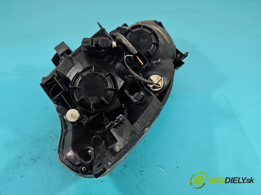 Renault Koleos I 2008-2016 2.0 dci 150 HP manual 110 kW 1995 cm3 5- Reflektor: pravý  (Pravé)